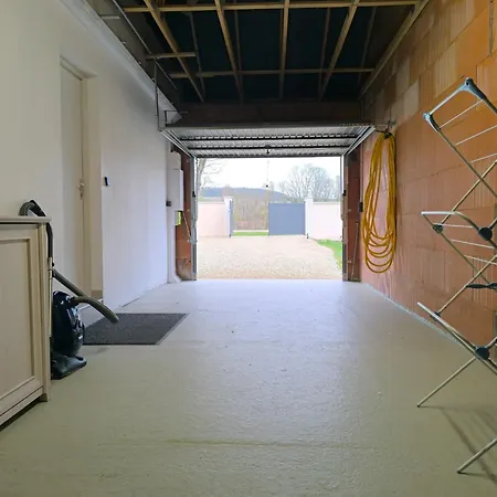 Notre Charme Tranquille, Climatisee * Neuville-sur-Seine
