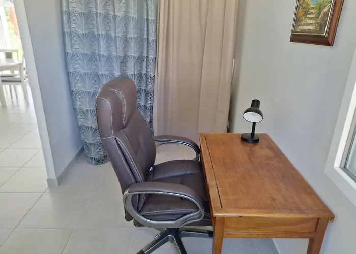 Maison Neuve Climatisee , Le Charme Tranquille *